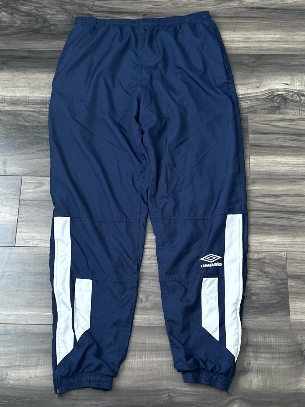 Vintage UMBRO Track Pants Size M Navy Retro Training Ankle Zip Jersey Lined